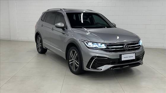 VOLKSWAGEN TIGUAN 2.0 300 TSI GASOLINA ALLSPACE R-LINE AUTOMÁTICO